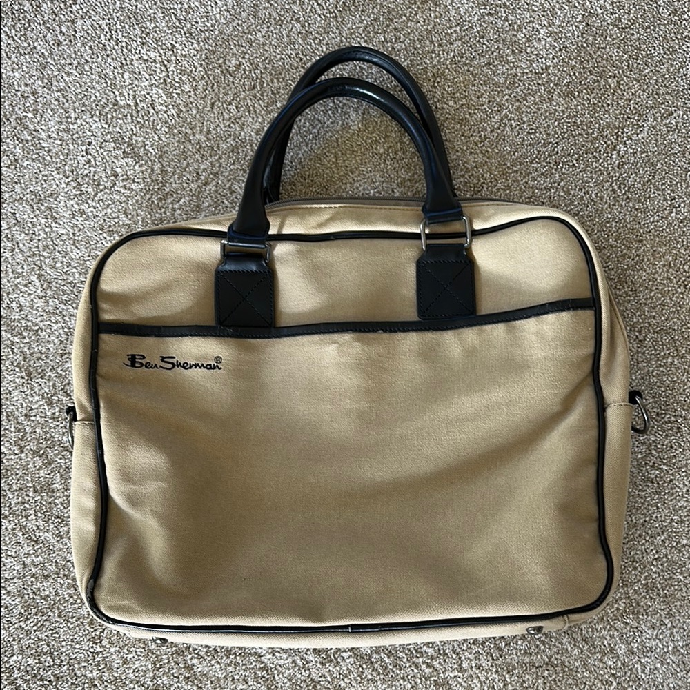 Ben Sherman Tan and Black Men's Bag